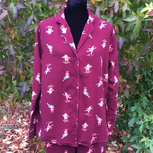 3/$20 Old Navy Santa Flannel Pajamas - Picture 2 of 10